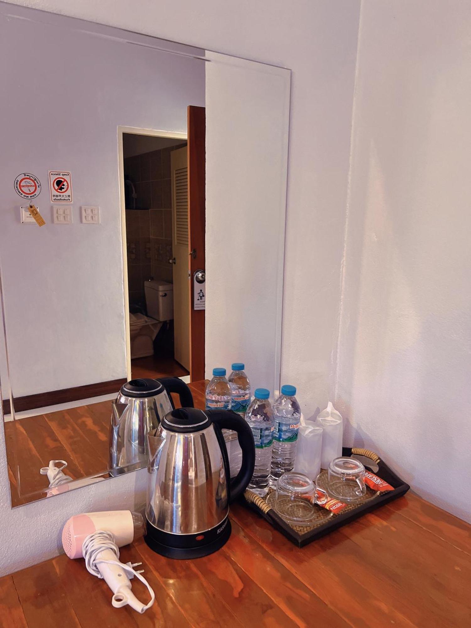 Phiphu Art And Gallery Boutique 素可泰 外观 照片