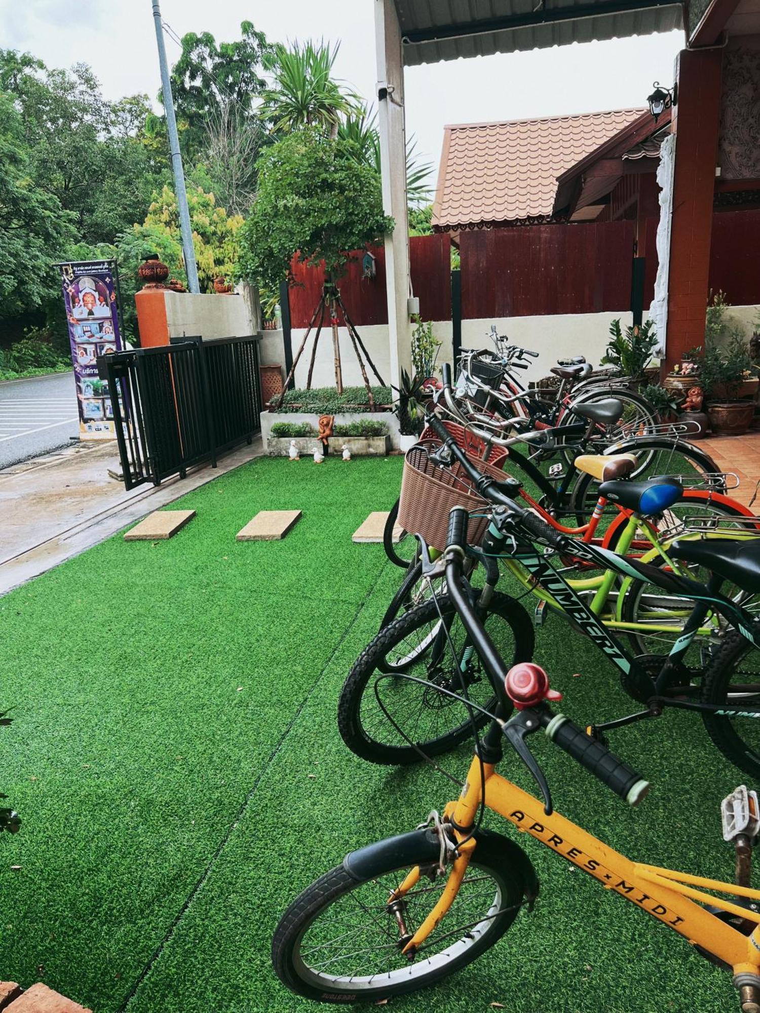Phiphu Art And Gallery Boutique 素可泰 外观 照片